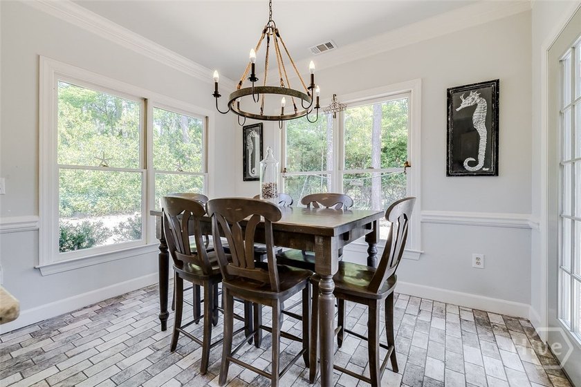 Welcome to this spacious 4-bedroom, 3.5-bath home tucked away on - photo 12