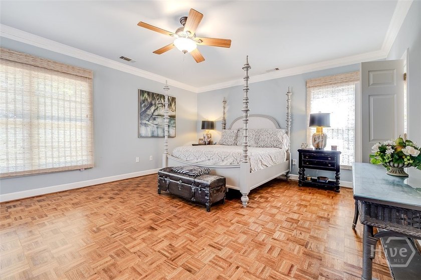 Welcome to this spacious 4-bedroom, 3.5-bath home tucked away on - photo 26