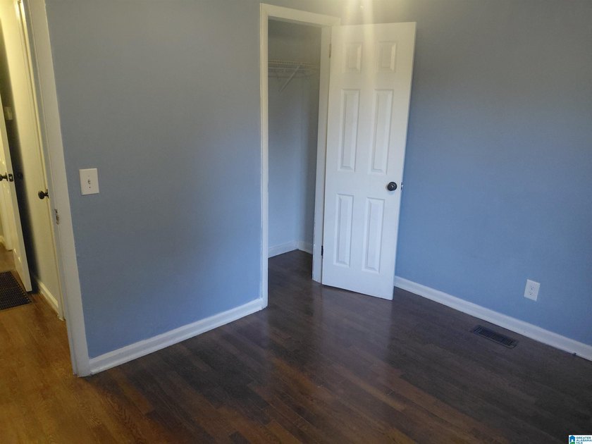 Welcome to a rare opportunity to enjoy, convenience, and quick - photo 11
