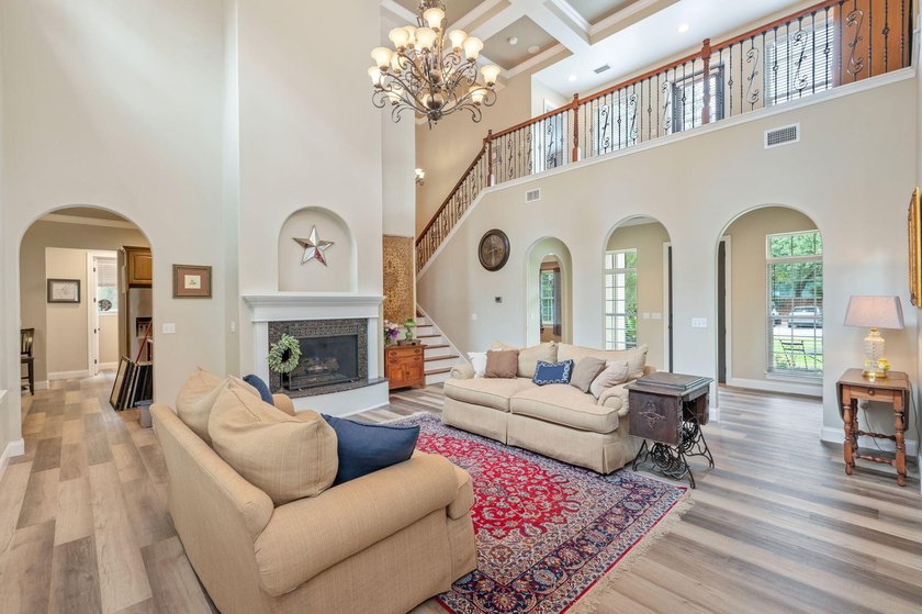 Welcome to Swift Creek, one of the best neighborhoods in - photo 15