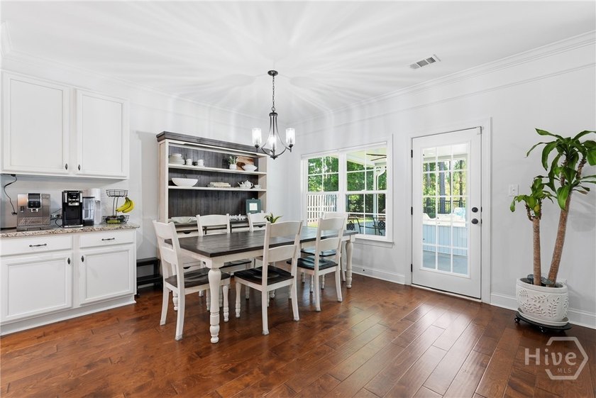 Luxury Living with Space, Style &amp; a Private Backyard Oasis! - photo 21