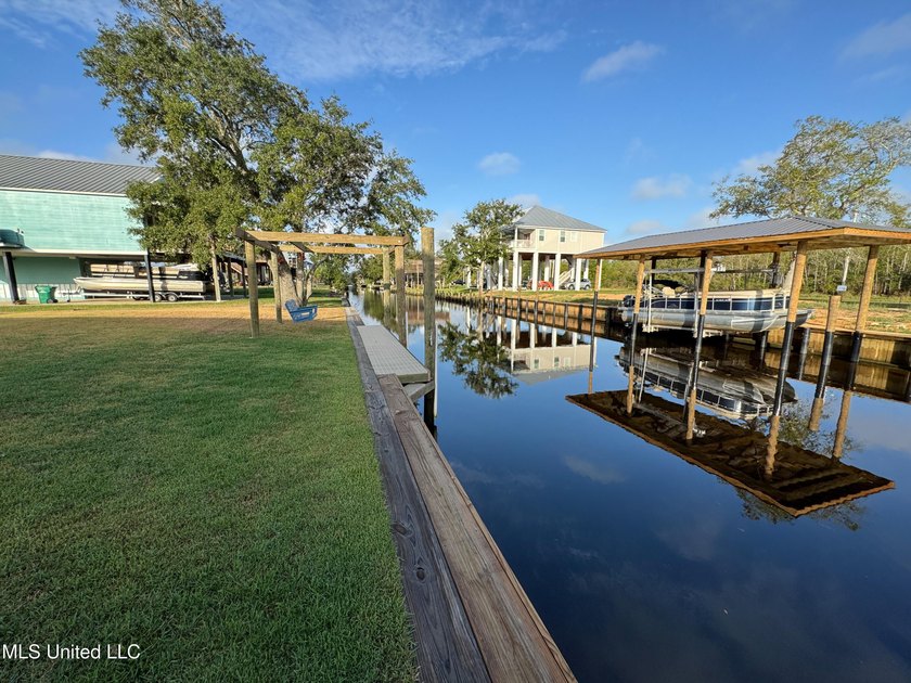 Waterfront Lot in Bay Cove Estates - Ready to Build! This - photo 2