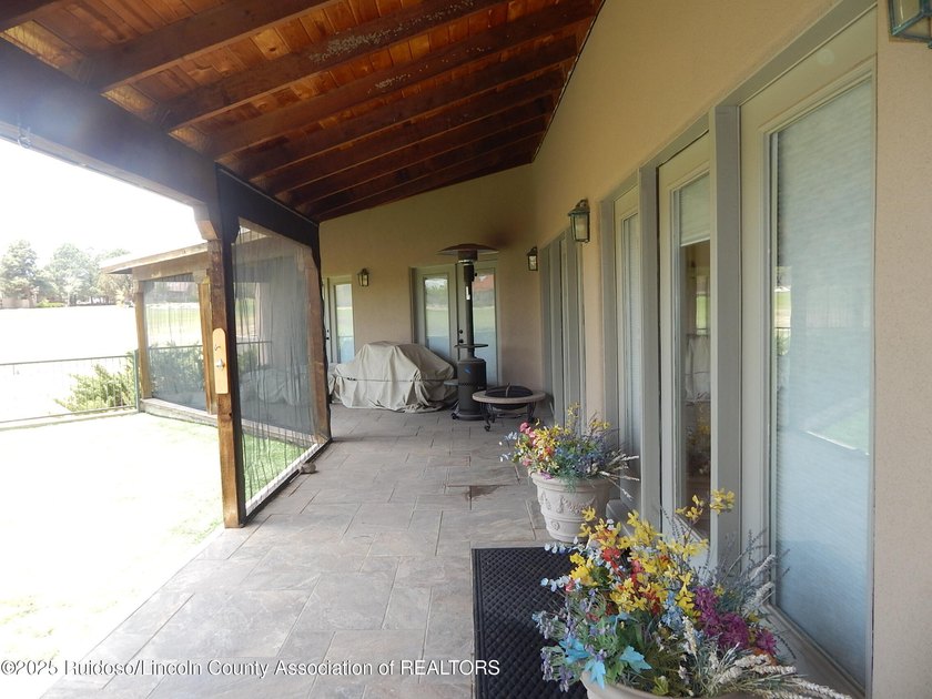 Luxury 4-Bedroom Home at Alto Lakes Golf &amp; Country Club, Alto - photo 4
