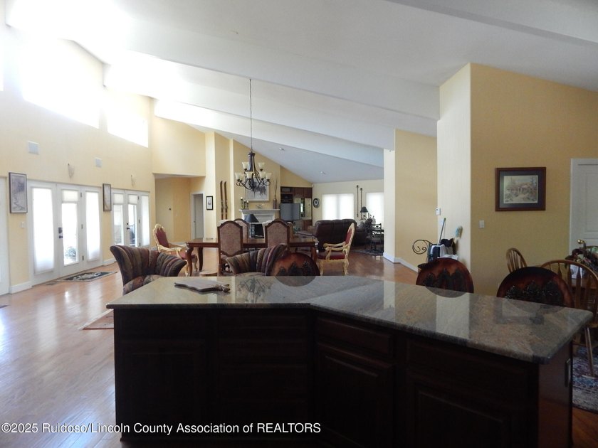 Luxury 4-Bedroom Home at Alto Lakes Golf &amp; Country Club, Alto - photo 7