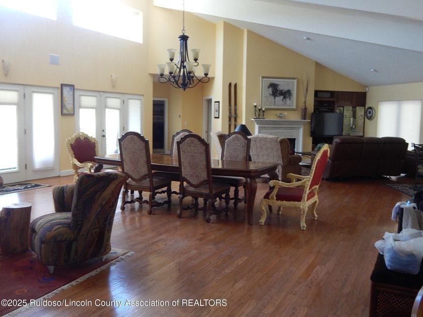 Luxury 4-Bedroom Home at Alto Lakes Golf &amp; Country Club, Alto - photo 9