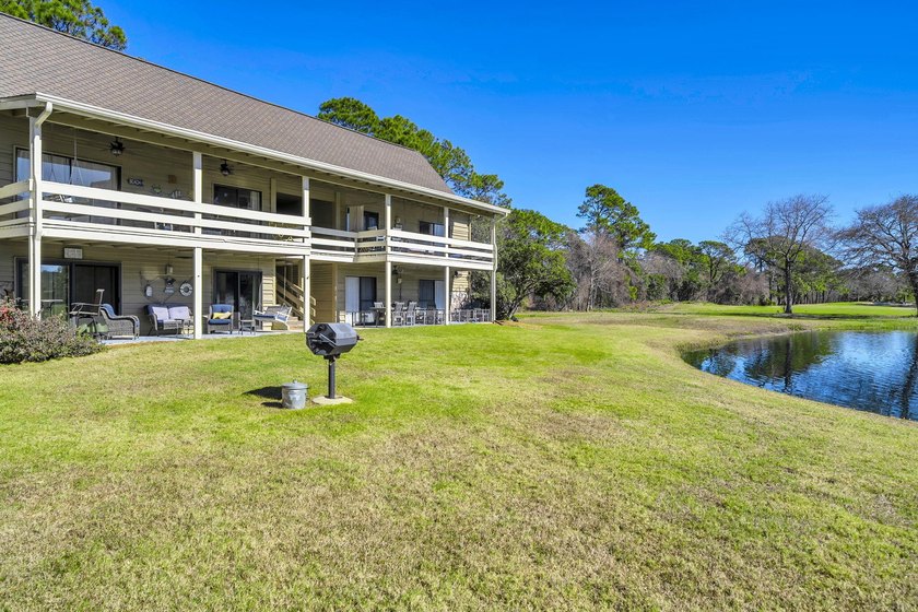 Beautifully updated 2-bedroom, 2-bath condo in the highly - photo 24