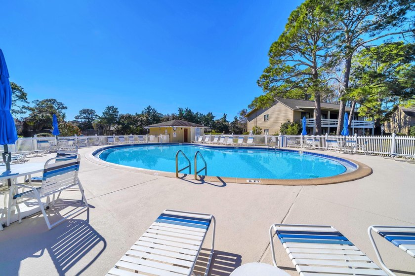 Beautifully updated 2-bedroom, 2-bath condo in the highly - photo 34