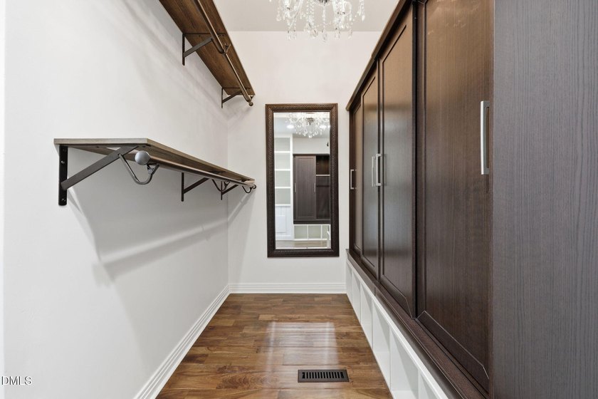 Beautiful modernist inspired home situated on a large wooded lot - photo 27