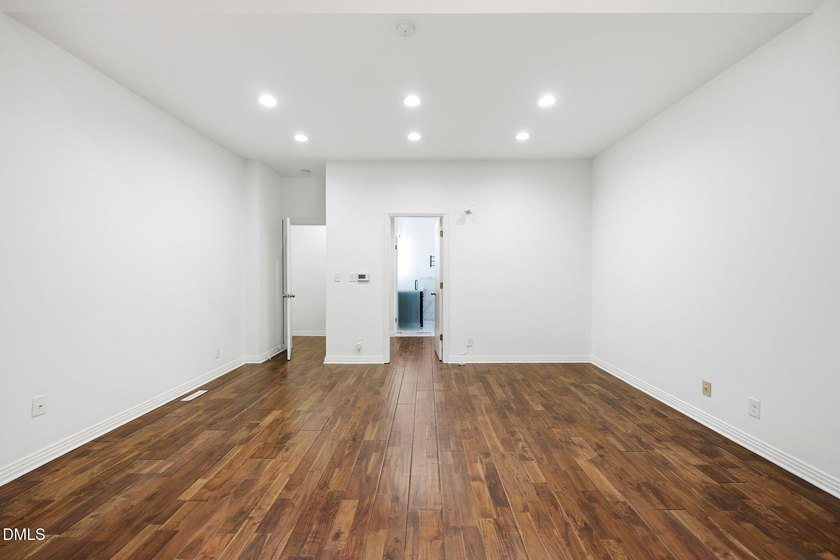 Beautiful modernist inspired home situated on a large wooded lot - photo 30