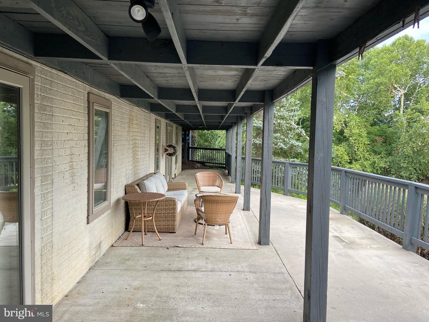 BACK ON THE MARKET AFTER A SHORT WINTER BREAK! A rare - photo 46