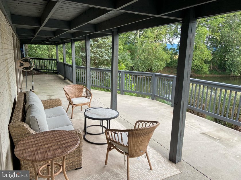 BACK ON THE MARKET AFTER A SHORT WINTER BREAK! A rare - photo 47