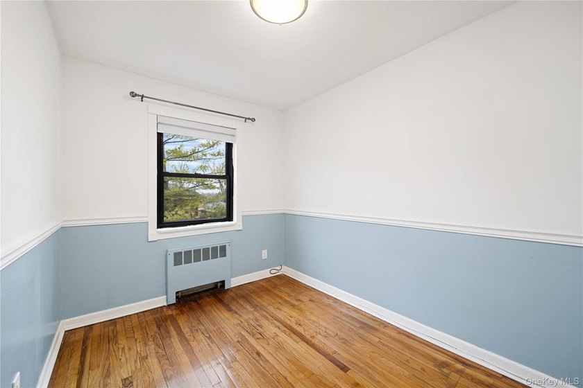 Welcome to this beautifully maintained 2-bedroom upper garden - photo 14