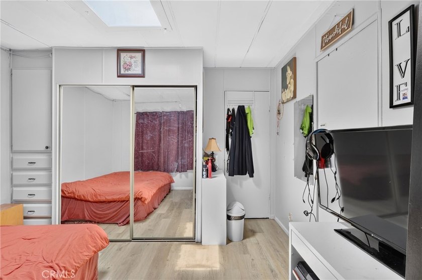 Welcome to this inviting 3-bedroom, 2-bath mobile home offering - photo 34