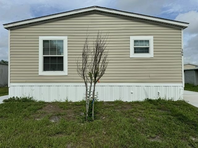 We are putting the final touches on this 3 bedroom, 2 bathroom - photo 3