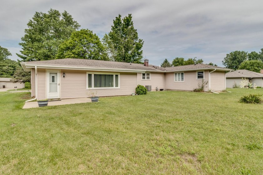 Harper Creek Schools. Don't miss this wonderful 3 bedroom 2 full - photo 3
