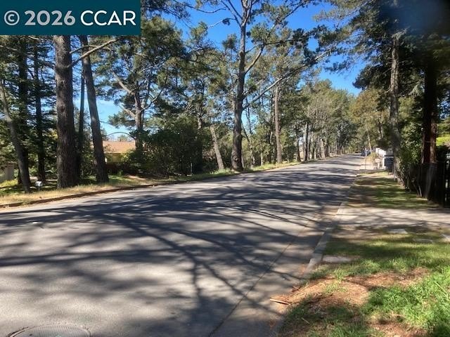 RARE MULTI-PARCEL OFFERING IN THE OAKLAND HILLS. An uncommon - photo 22