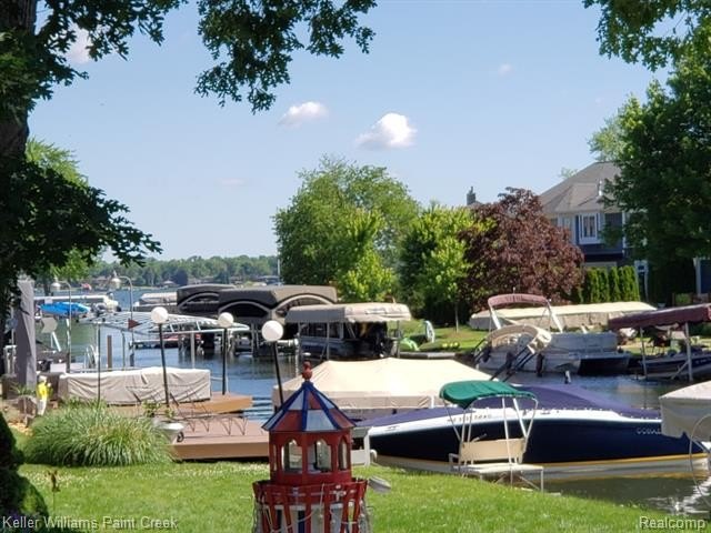 Sylvan Lake Canal front 3 bedroom is ready for a new owner - photo 8