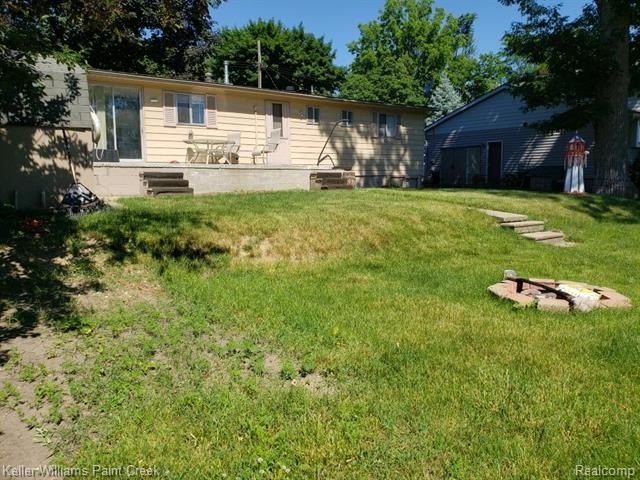Sylvan Lake Canal front 3 bedroom is ready for a new owner - photo 10