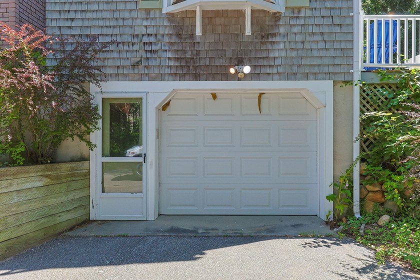 Welcome to 7 Openfield Road! This beautifully updated South - photo 47