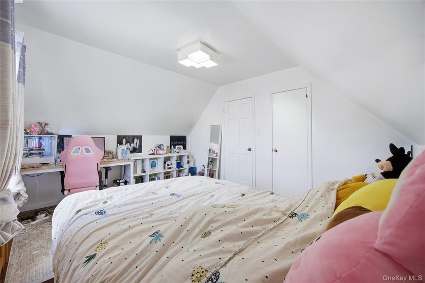 Nestled In a Prime Bayside Location, This Well-Appointed - photo 13