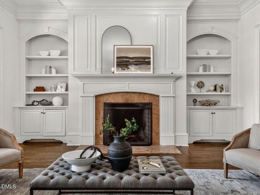 Stately, elegant brick estate set on a 1.57-acre lot along - photo 18