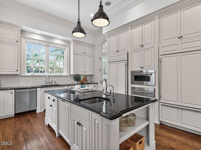 Stately, elegant brick estate set on a 1.57-acre lot along - photo 23