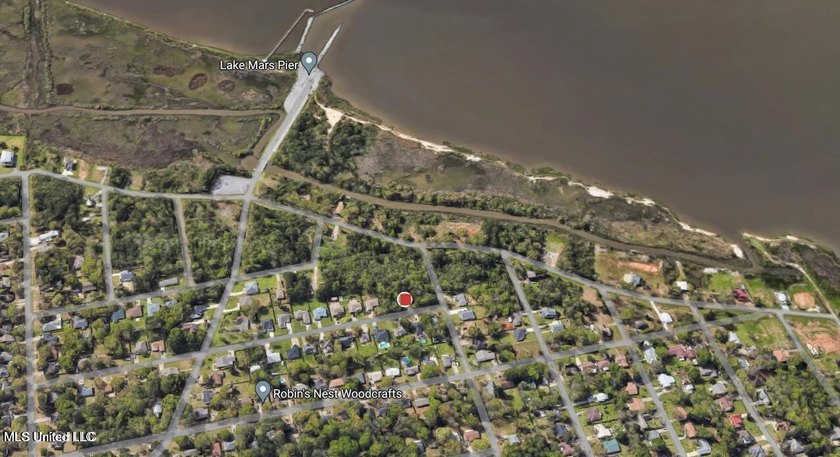 Vacant lot for sale in Gulf Park Estates subdivision, just a few - photo 2