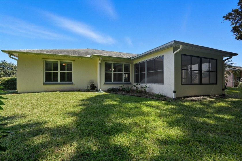 Short Sale. SHORT SALE! Stylish 3-bedroom, 2 bath home in The - photo 36