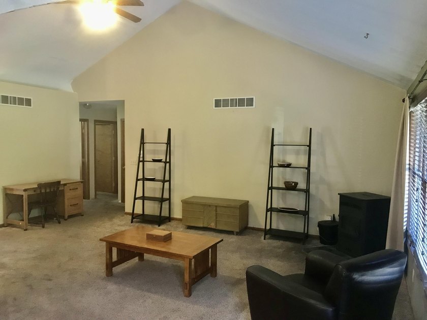 White Pigeon County Ranch. Must see this 3 bedroom 2 bath home - photo 3