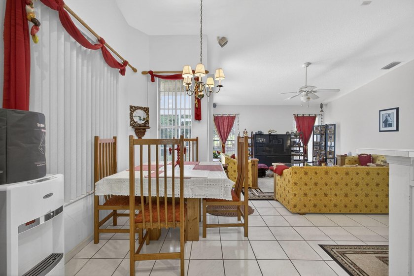 GREAT OPPORTUNITY TO BUY INTO THE MUCH ESTEEMED COMMUNITY OF - photo 18