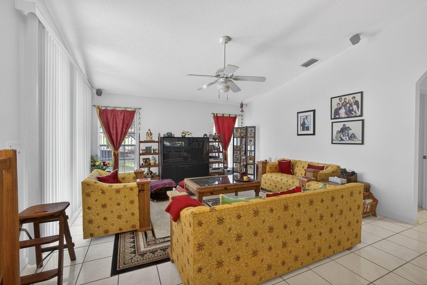 GREAT OPPORTUNITY TO BUY INTO THE MUCH ESTEEMED COMMUNITY OF - photo 21