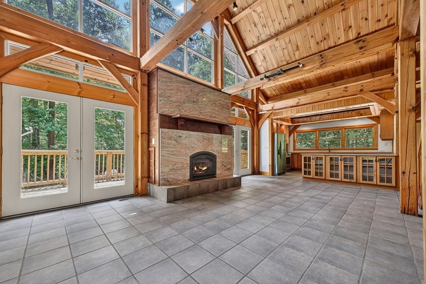 True Timber Frame Home on 49.43 private acres! Escape to your - photo 6