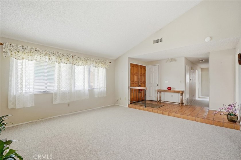 This beautiful Single-Level, 3-bedroom, 2.5-bath home is located - photo 8