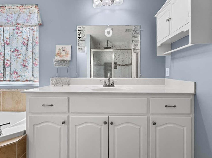Welcome to your private slice of Florida paradise in desirable - photo 21