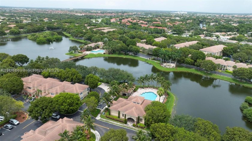 Well-maintained 1-bedroom, 1-bath first-floor unit located in - photo 11