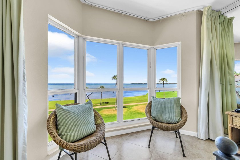 If you are looking for a million dollar view without a million - photo 14