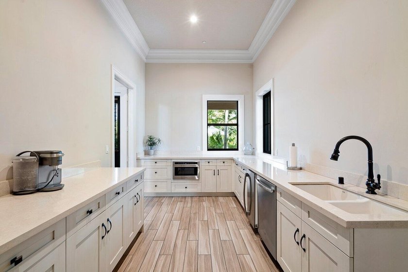 Welcome to 9131 Grand Prix Lane, a beautifully upgraded - photo 48