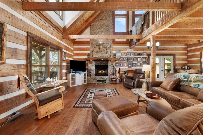 UNBELIEVABLE PRICE REDUCTION! *Mountain Views-Gated Community-In - photo 9