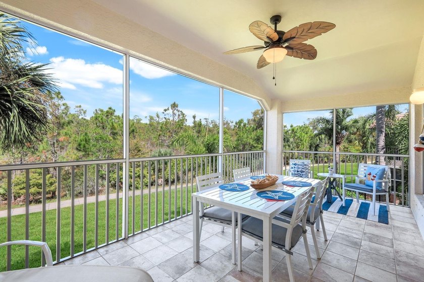 TURNKEY COACH HOME WITH PRESERVE VIEW IN COLONIAL COUNTRY CLUB! - photo 2