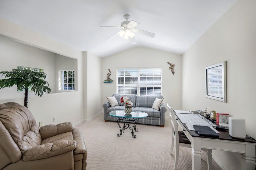 TURNKEY COACH HOME WITH PRESERVE VIEW IN COLONIAL COUNTRY CLUB! - photo 8