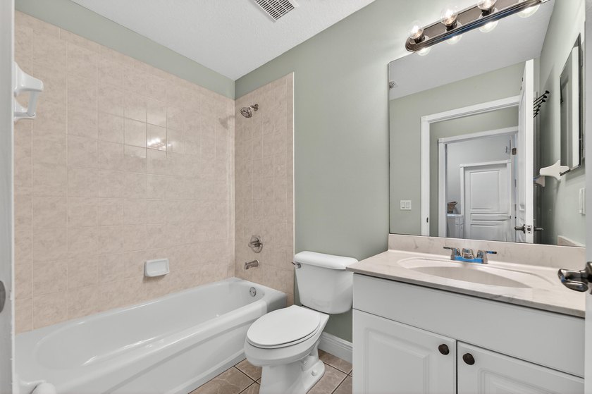 Spacious 3BR/2BA Key West style home featuring the larger 1806 - photo 20