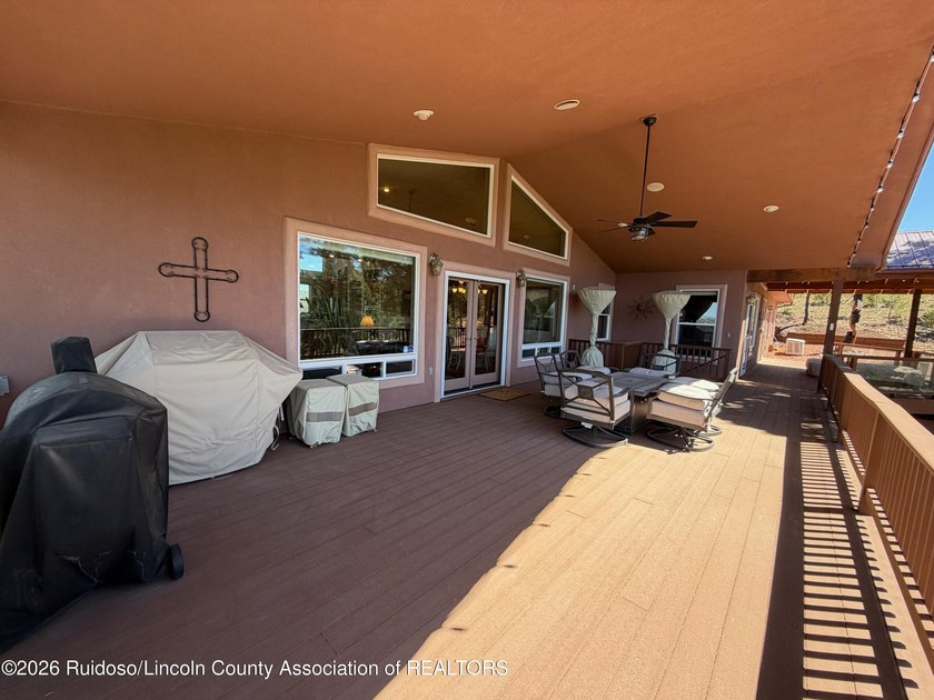 BREATHTAKING SIERRA BLANCA VIEWS! This custom, one-owner 3BD/3BA - photo 6