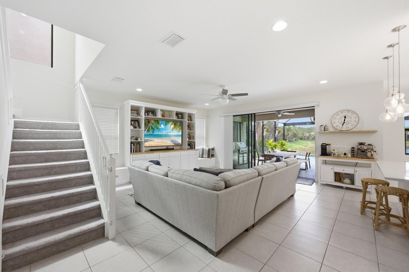 GL Homes Marina Bay Manned gated community . Built in 2021 . A - photo 17