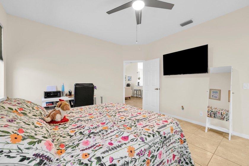 Welcome to effortless Florida living in the highly sought-after - photo 20