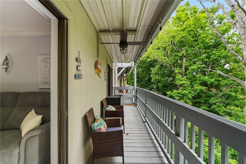 Wake up to lake views and enjoy carefree living in this - photo 22