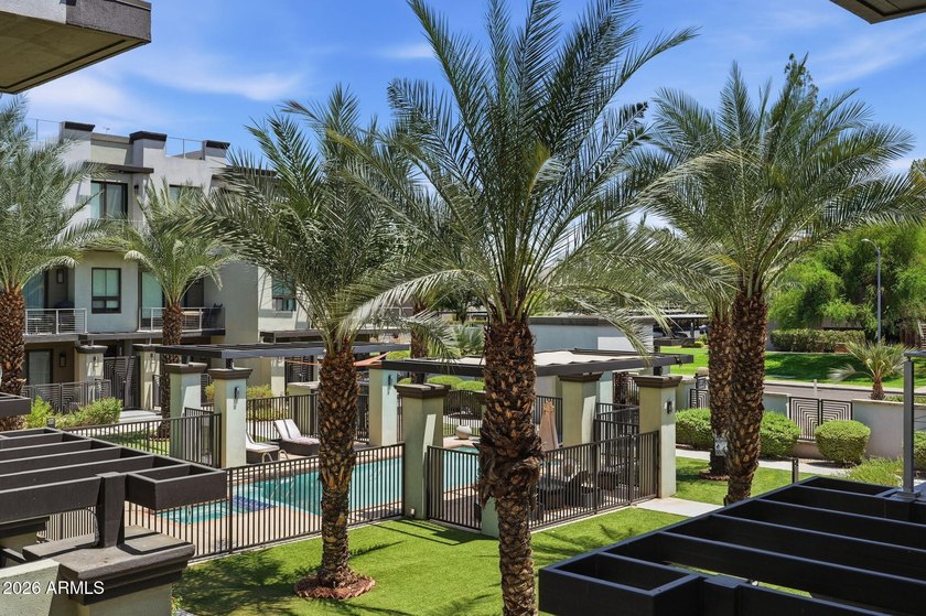 Discover elevated urban living at Seneca Luxury Condominiums, a - photo 36