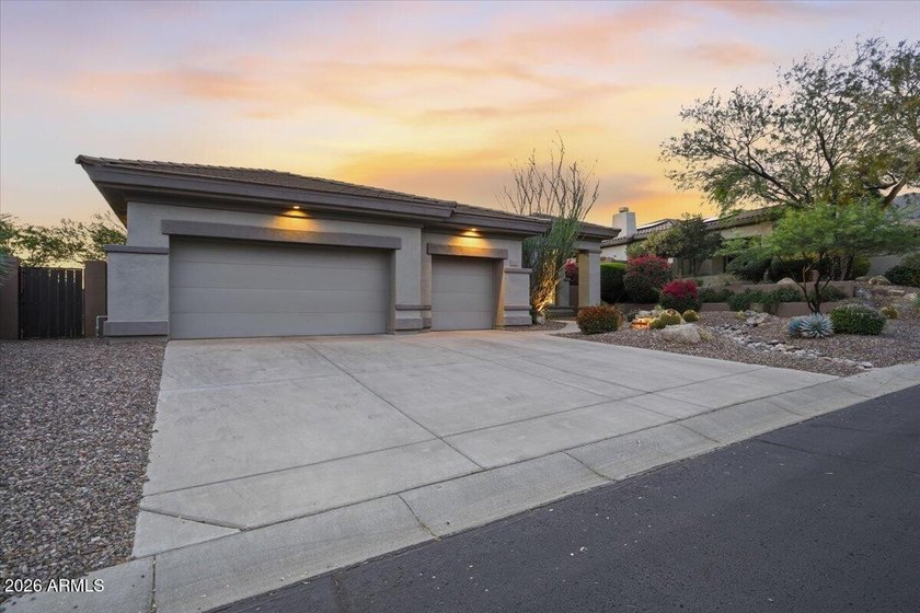 Experience luxury country club living in this beautifully - photo 5
