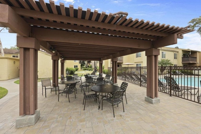 Welcome to your beautifully reimagined retreat in the heart of - photo 31