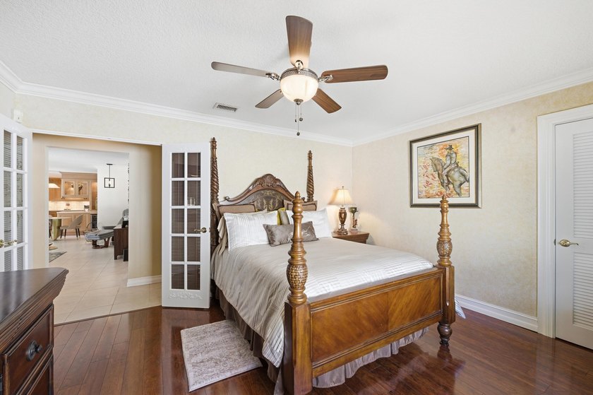 Beautifully maintained three bedroom, two bathroom With option - photo 21