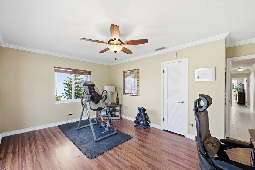 Beautifully maintained three bedroom, two bathroom With option - photo 25